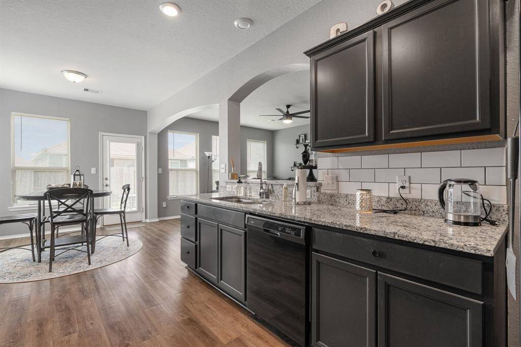 Kitchen and Fresh Painted Cabinets