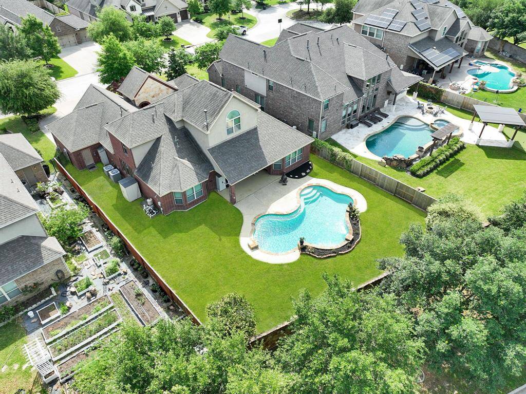 Aerial view gives a great shot demonstrating the spacious yard.