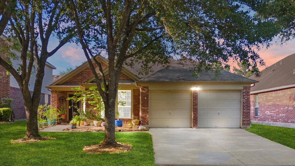 Welcome home to 20210 Emerald Cliff Lane!