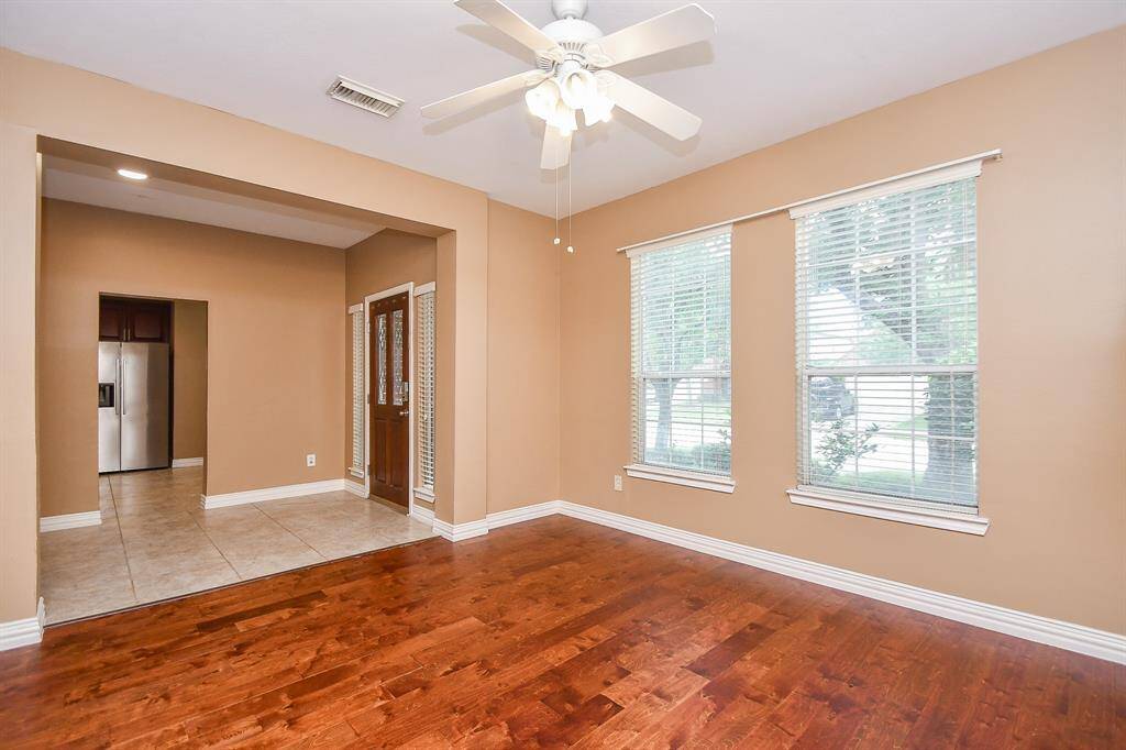 Formal dining room
