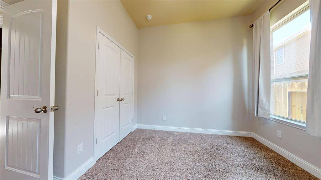 Guest Bedroom #1