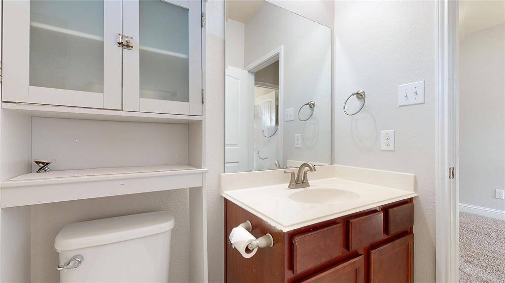 Upstairs guest bathroom.