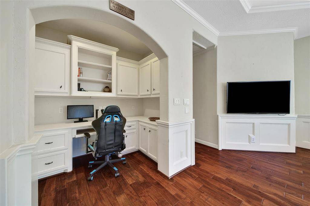 Home work nook or another area to use as an office/craft space off the game room.