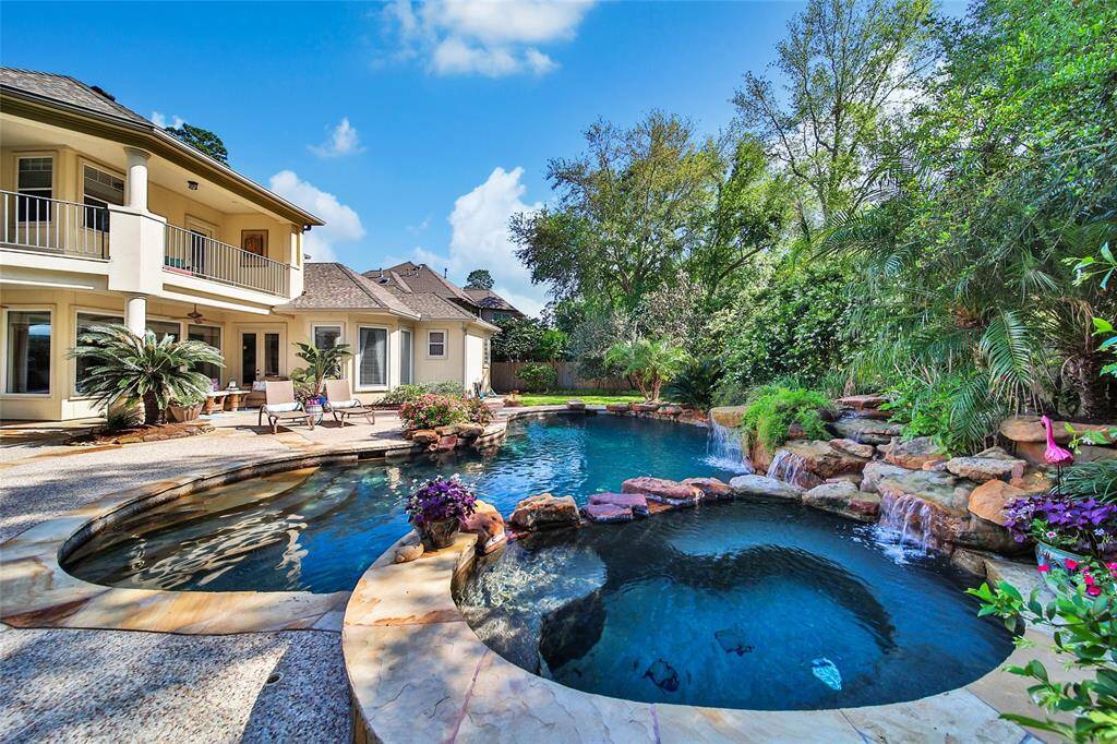 Gorgeous gunite pool, lots of privacy with the well thought out landscaping.