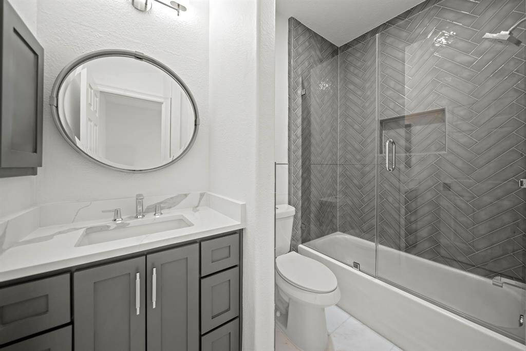 Beautifully appointed secondary bathrooms