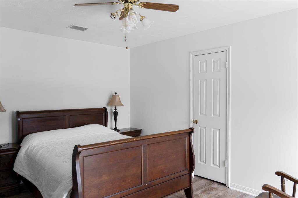 Bedroom has large walk-in closet!