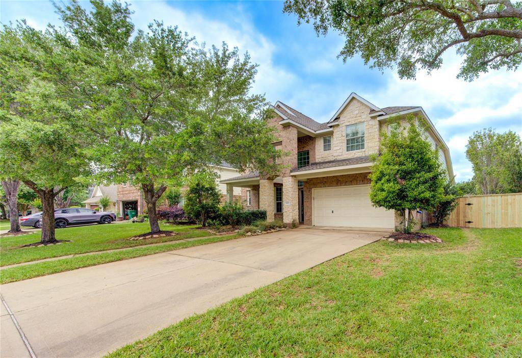 Front with long drive way
