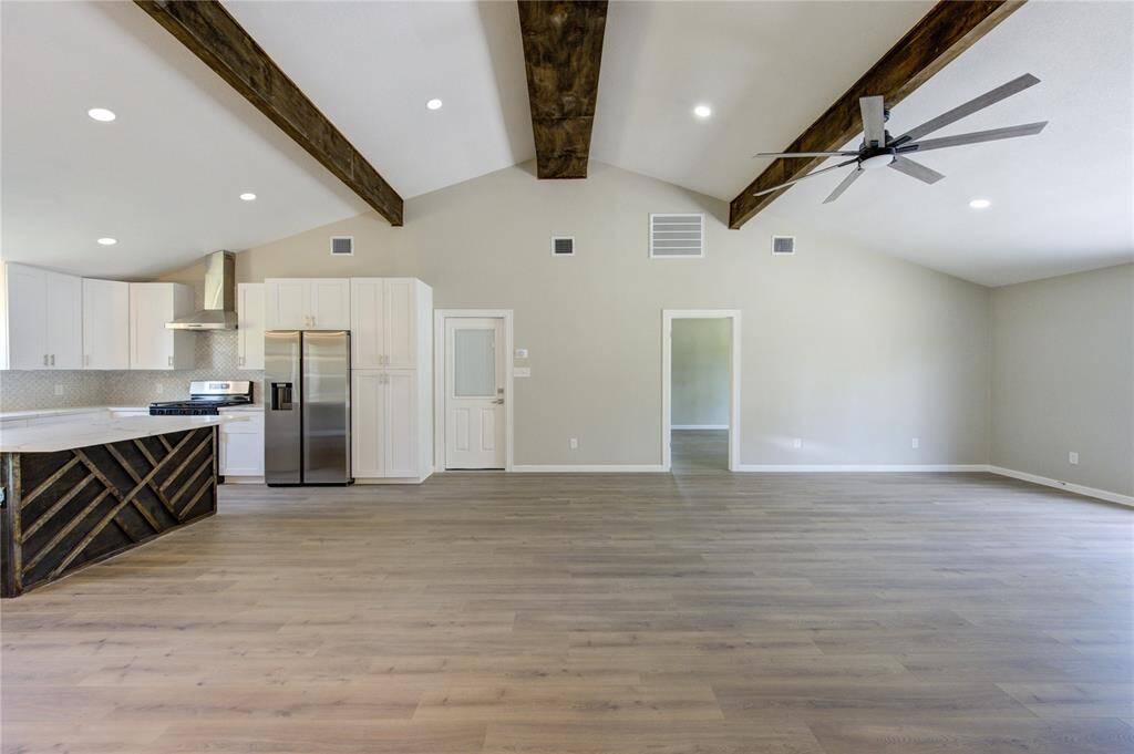 Kitchen / Livingroom