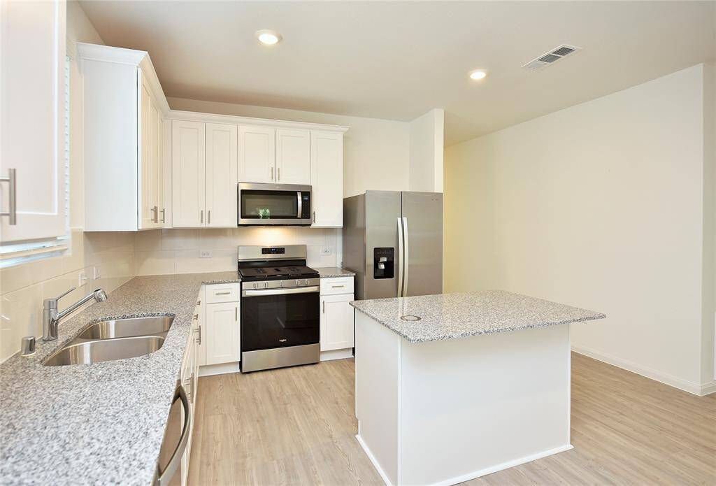 Another view of the kitchen.