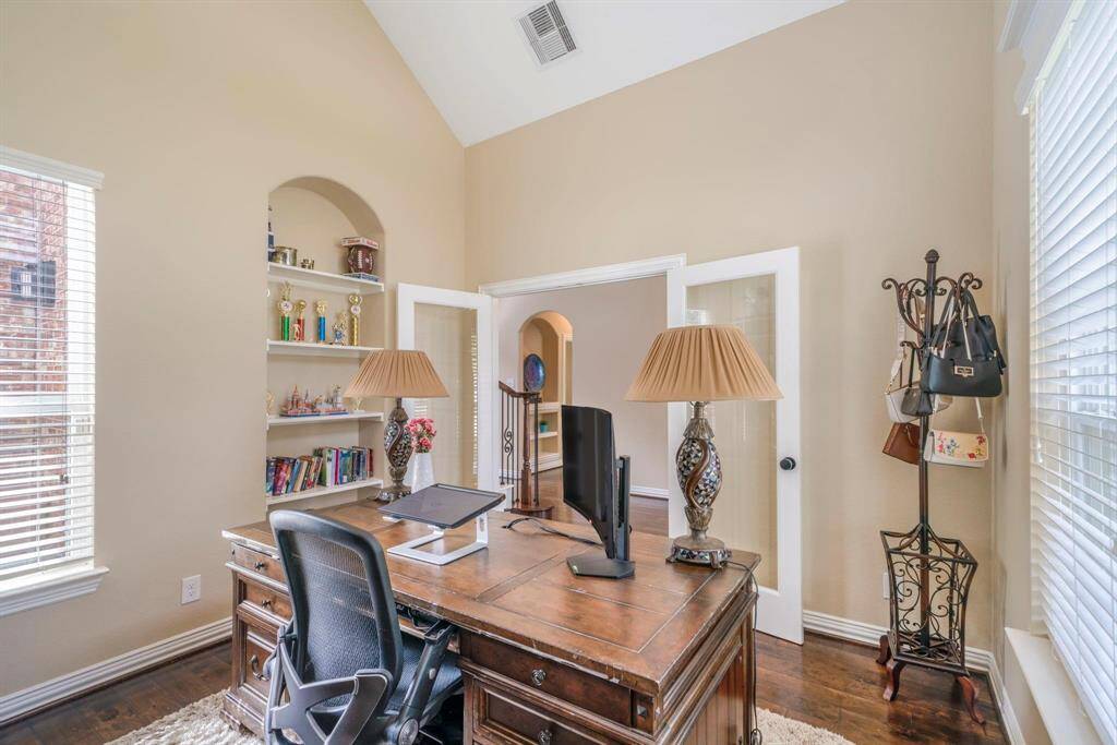 Property Image 33