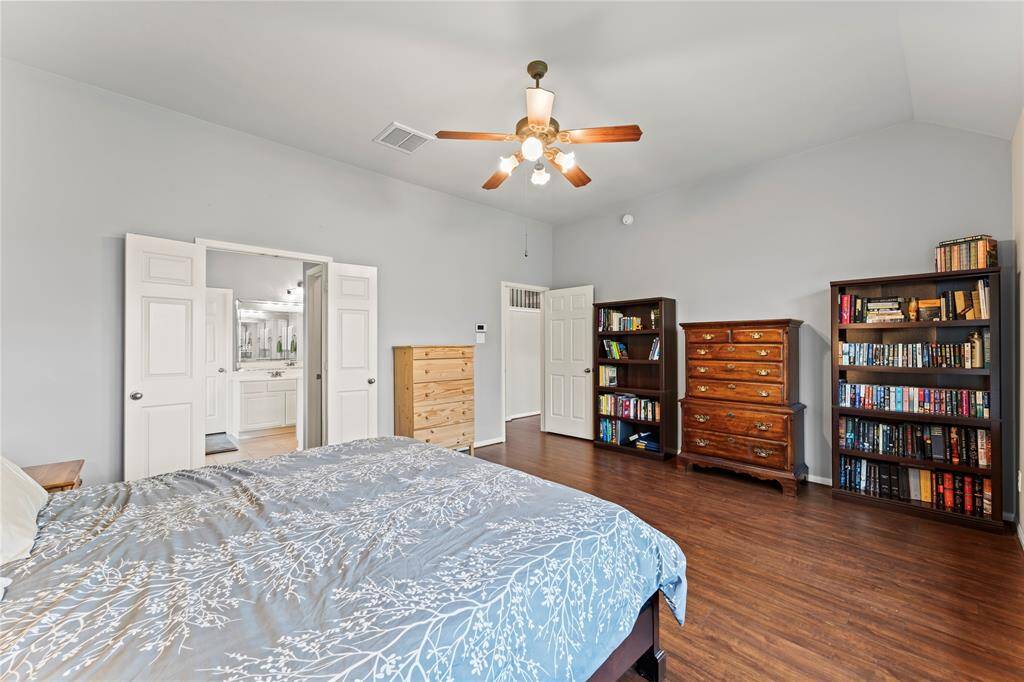 Primary Bedroom 1.1st