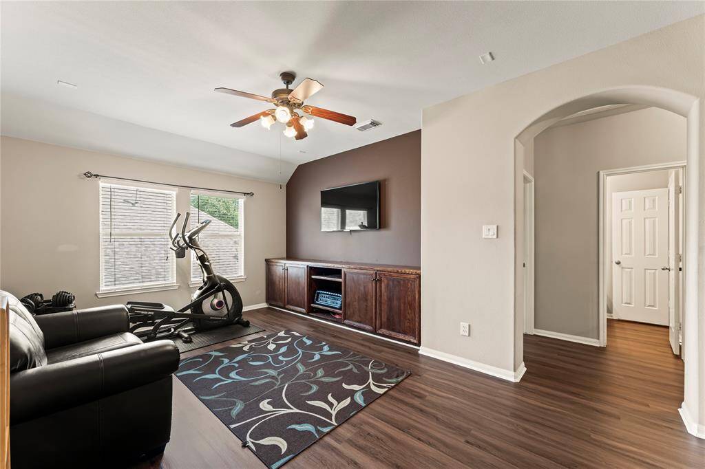 Game room. 2nd floor
