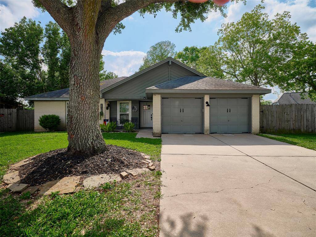 This beautifully updated 3-bedroom, 2-bathroom, 2-car garage home is located on a cul-de-sac and is zoned to Pearland ISD.