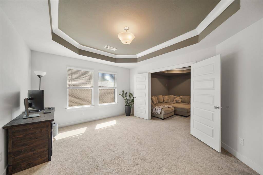 Bright and open game room ideal for relaxing or entertaining.