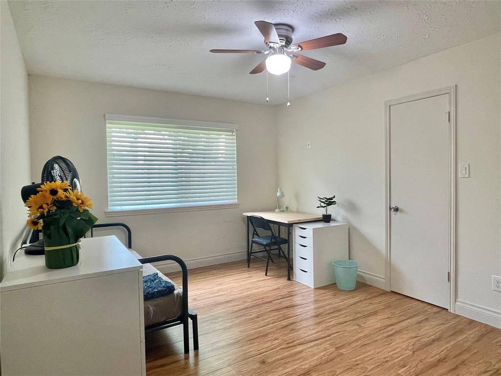 Dresser, table and shelve