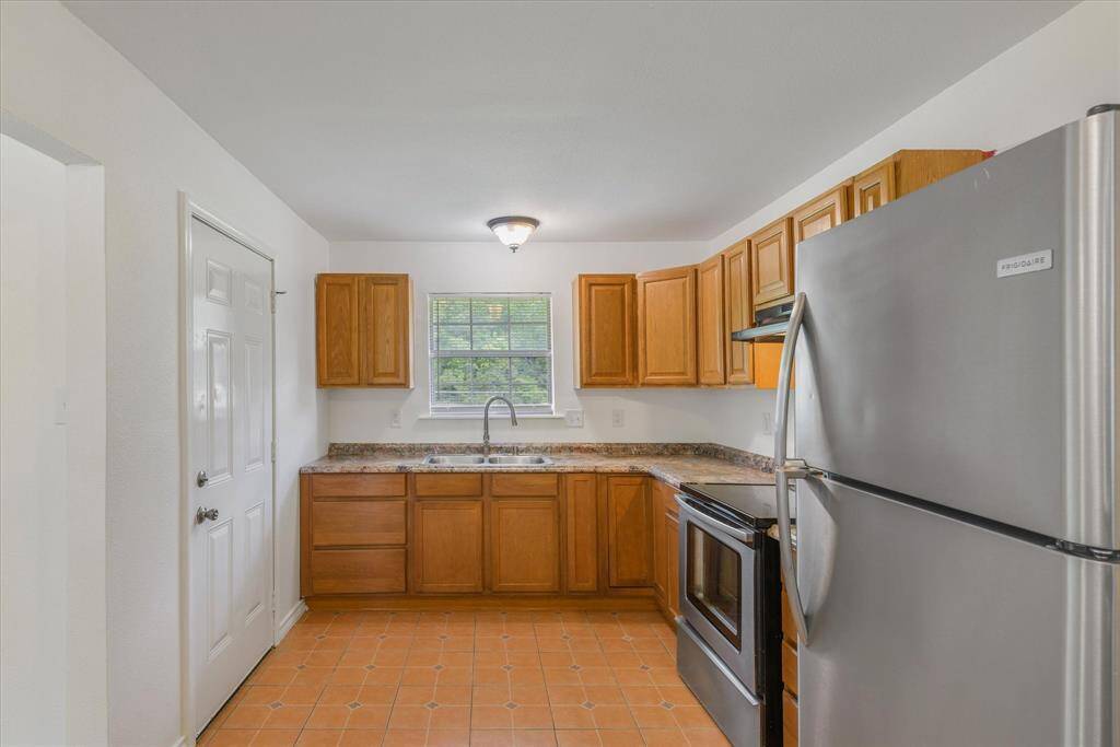 Fridge included