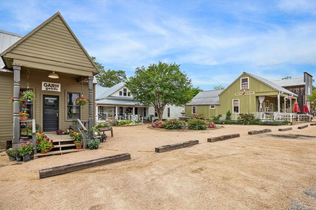 Rounds Top is such a treasure and just a short drive away!