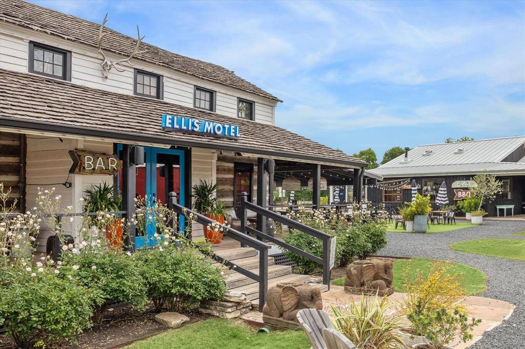 The Ellis Motel is a staple in Round Top and a "must see"!