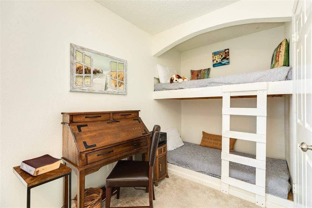 This precious spot is tucked behind the entry to bedroom two and offers the perfect flexible space to make this room convert to a family suite with ease.