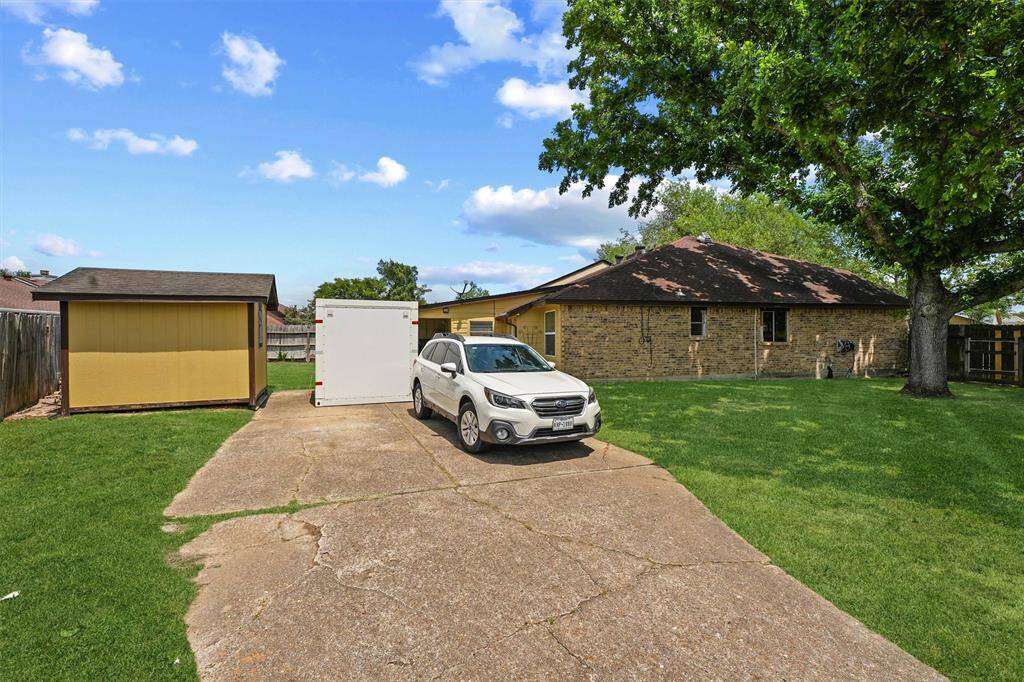 Private driveway with sliding gate