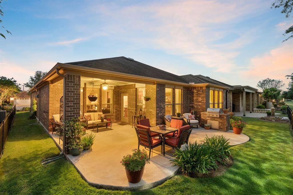 The patio extension ensures you have plenty of space to extend the party—whether entertaining guests or enjoying a beautiful dinner under the stars with the outdoor gas grill.