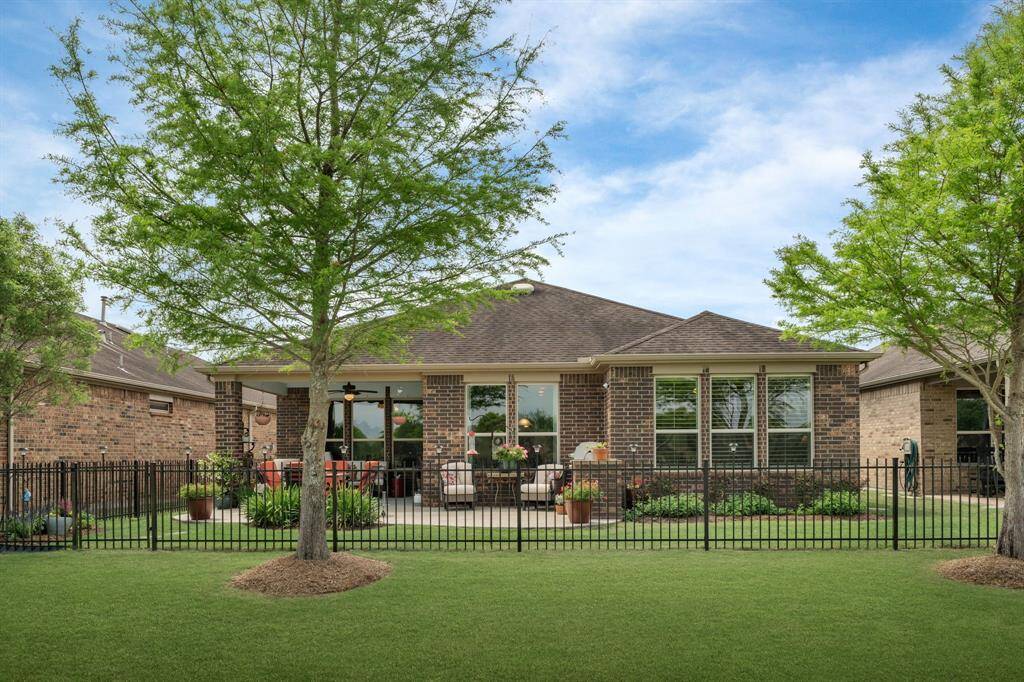 A Classic home on the water is a rare find—only a handful of homes of this size were built. Don’t wait, this one won’t last long!