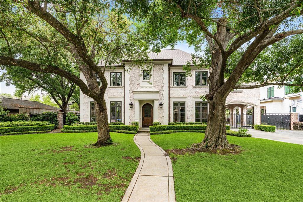Offering a striking first impression, the classic exterior craftsmanship of 4010 Overbrook sets the tone for refined living.