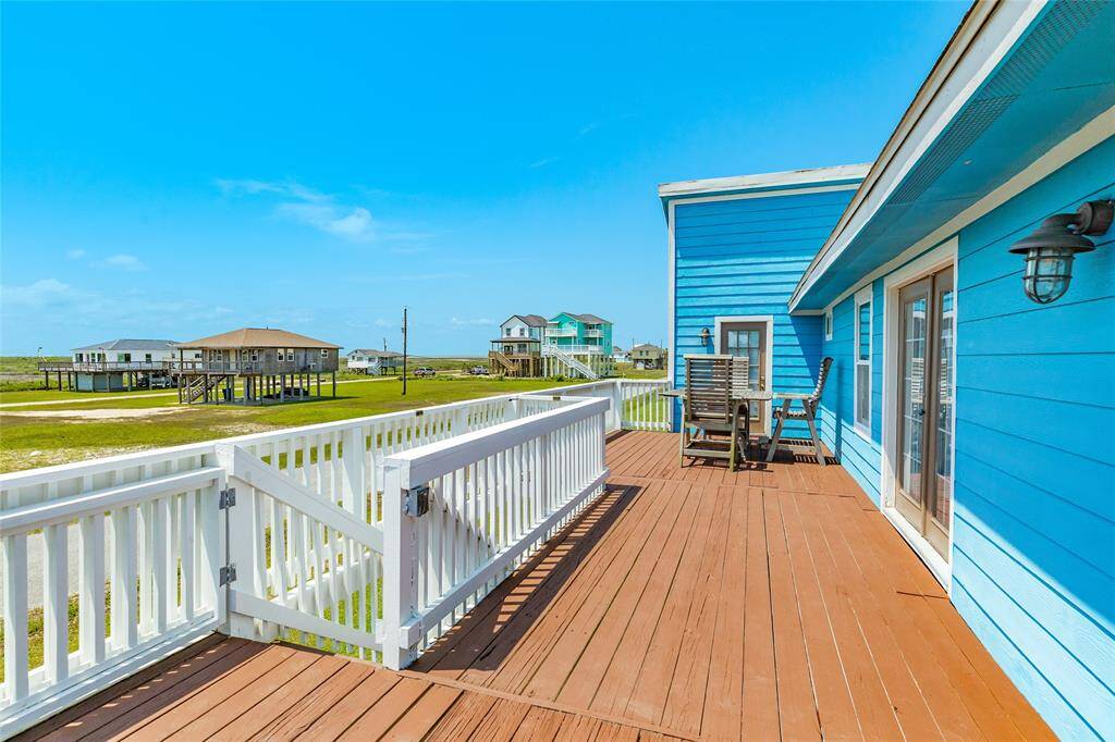 Large Deck.