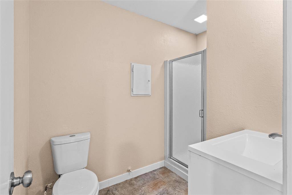 efficiency bathroom