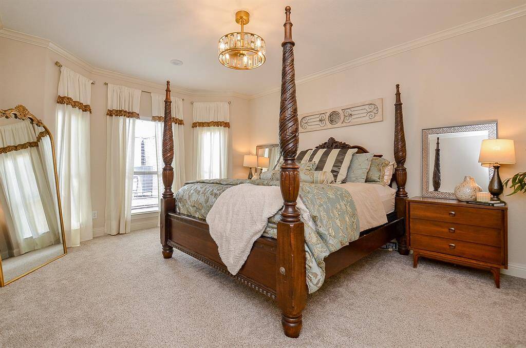 Primary En-Suite