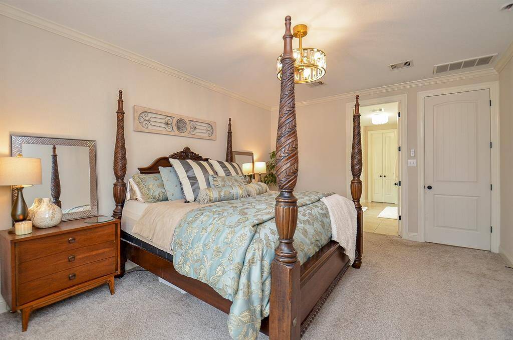 Primary En-Suite