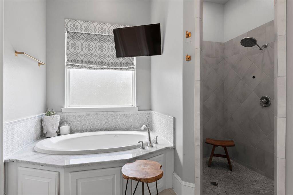 Soak away all your worries in the oversized tub!