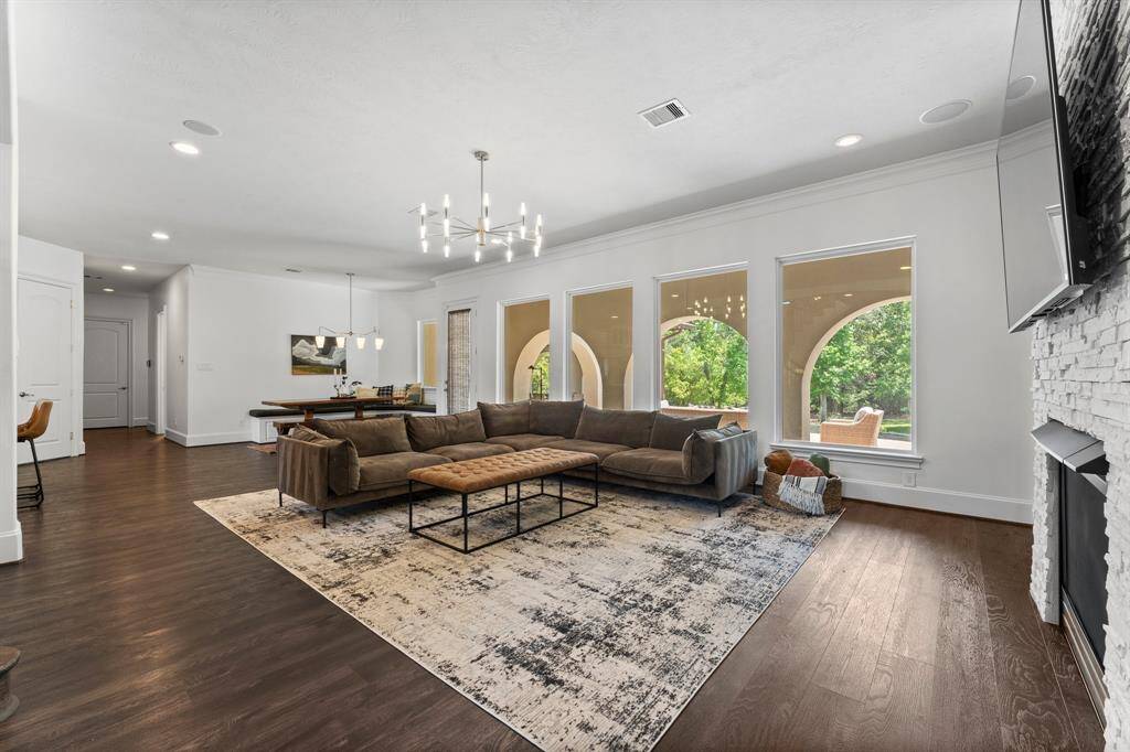 Large family room with modern lighting!