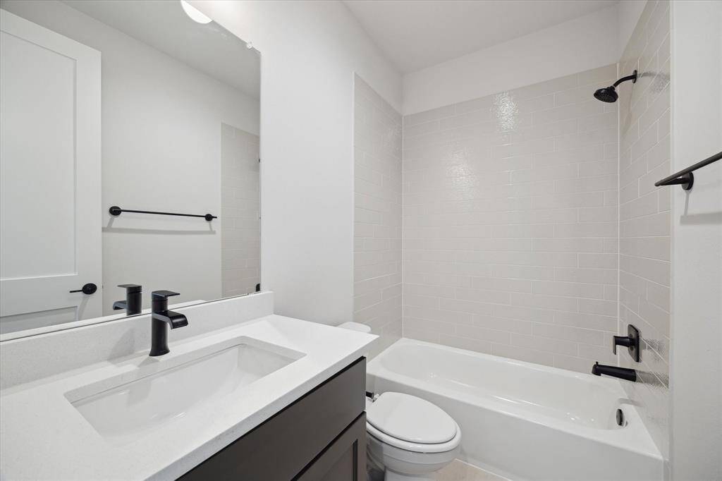 Ensuite Bath