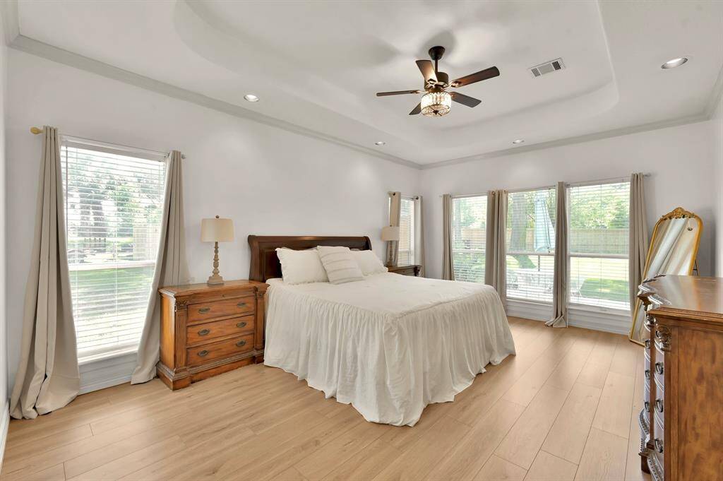Downstairs primary suite