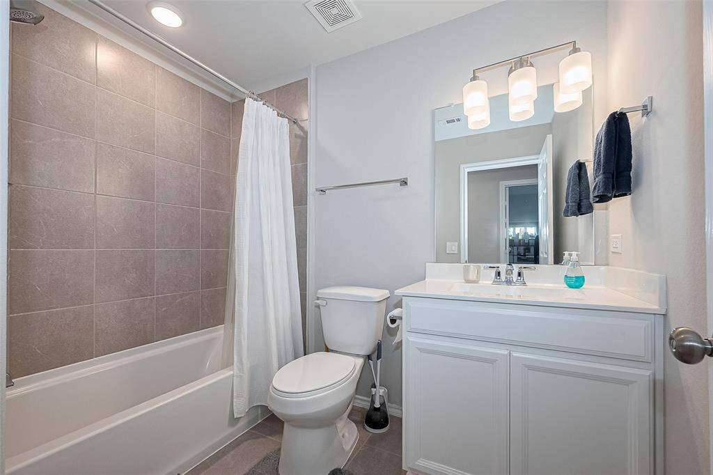 Family bathroom