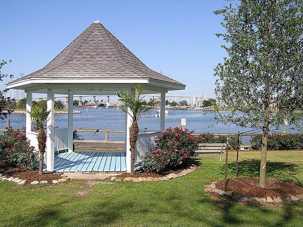 Enjoy the neighborhood's beautiful parks and prime fishing spots.
