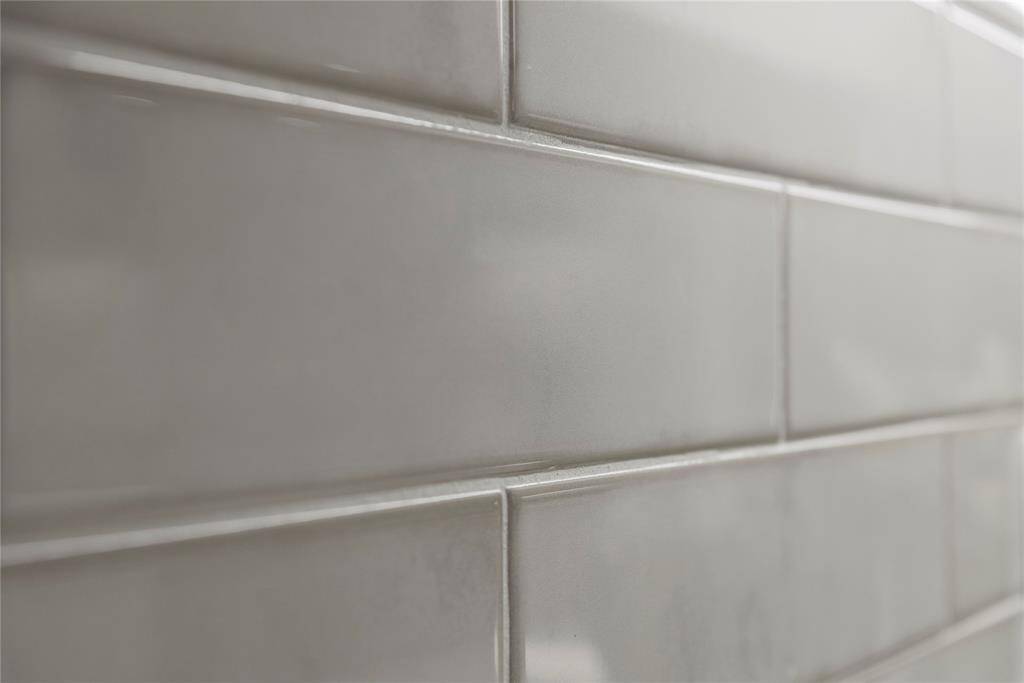 Clean, white tiles make the perfect back splash.