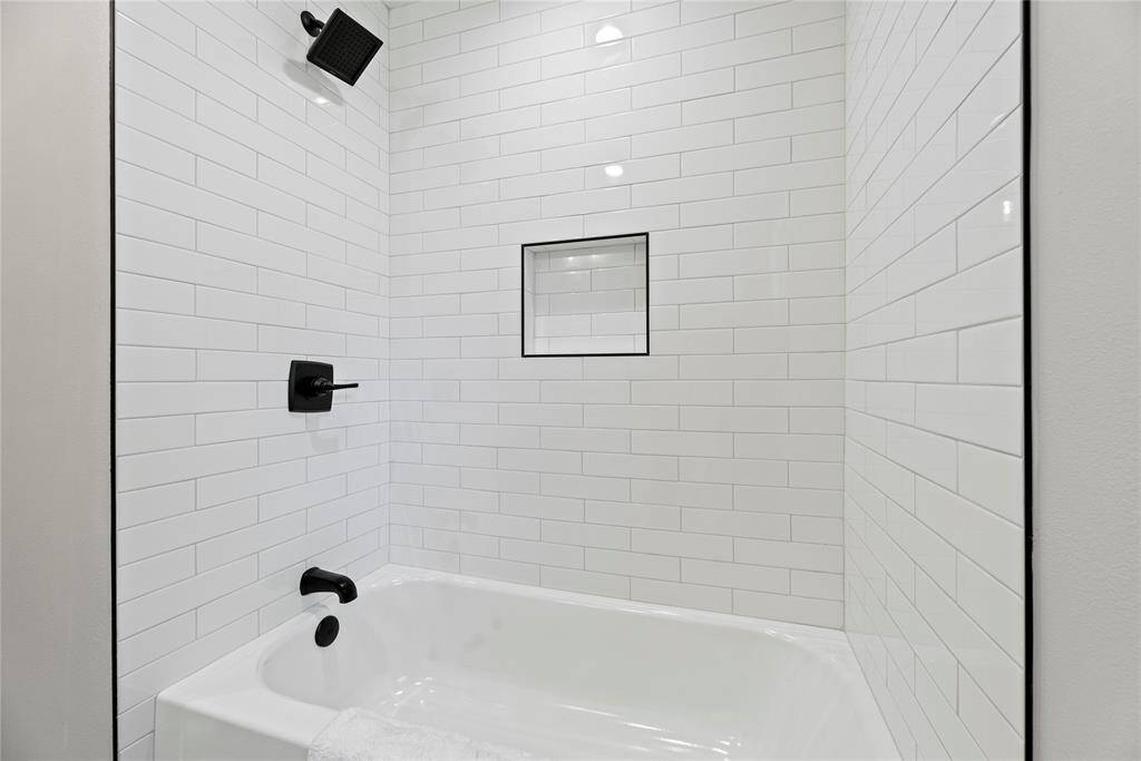 Tub/shower