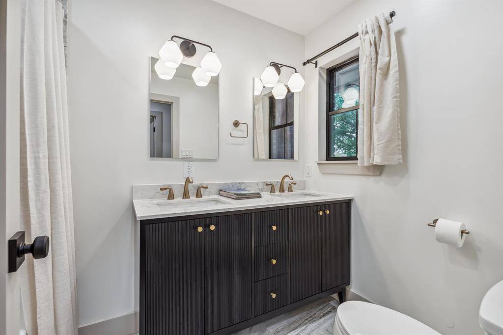 Secondary Bath