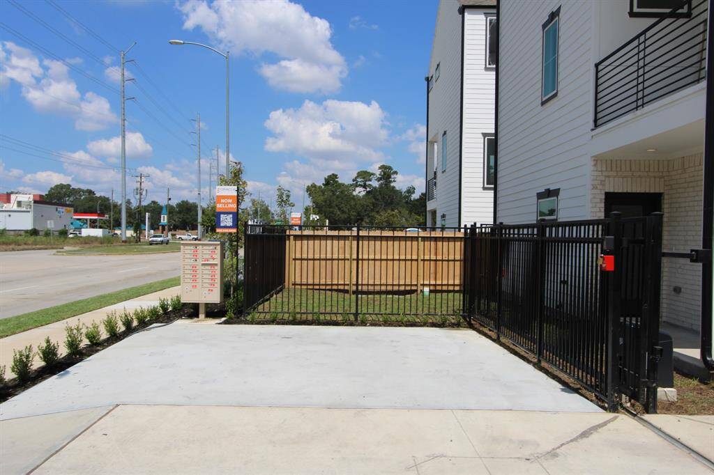 Convenient guest parking available for your visitors' ease and comfort.