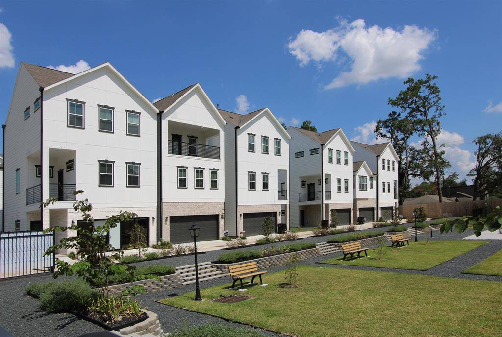 Discover a vibrant, contemporary community with beautifully designed homes, lush green spaces, and inviting walkways and dog parks. Perfect for modern living.