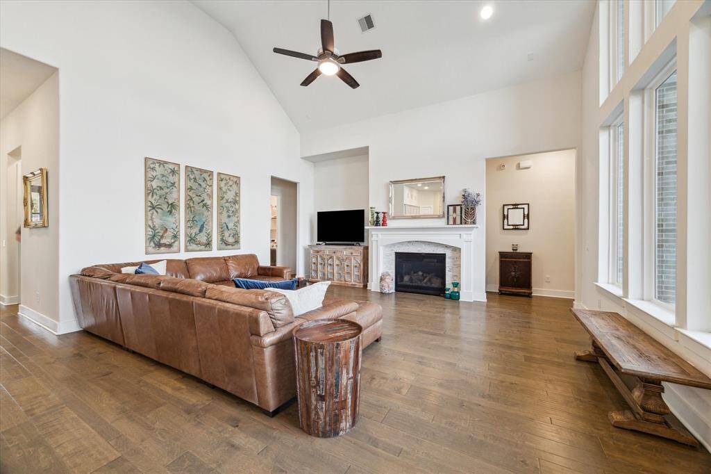 Open Floor Plan Living Room with Very High Ceilings