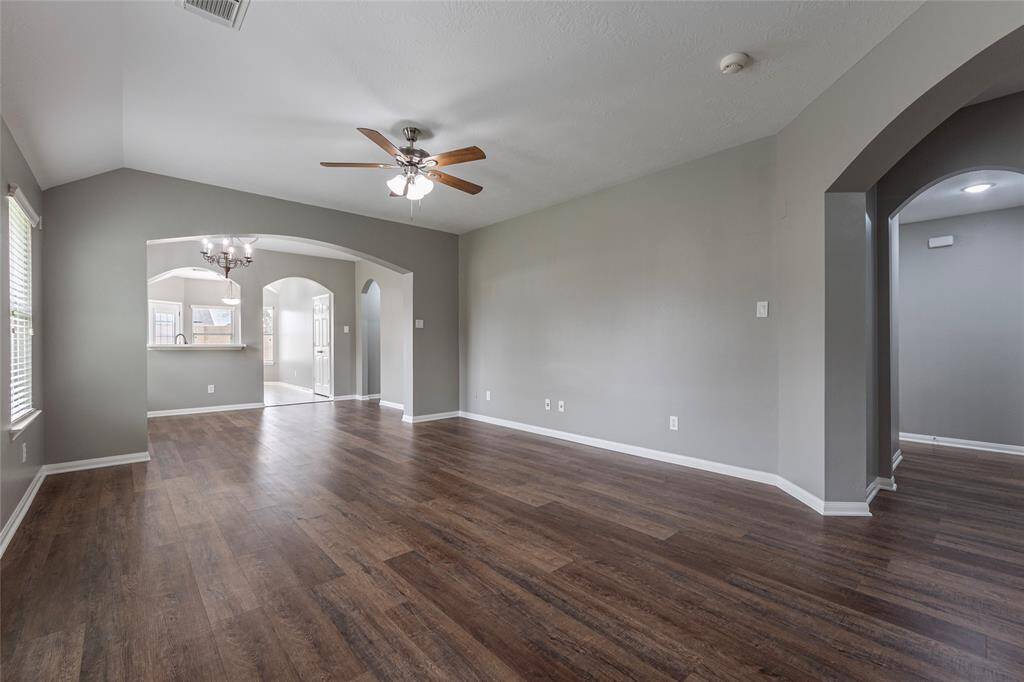 The entire interior of the home has been freshly painted and is ready for you to make it yours!