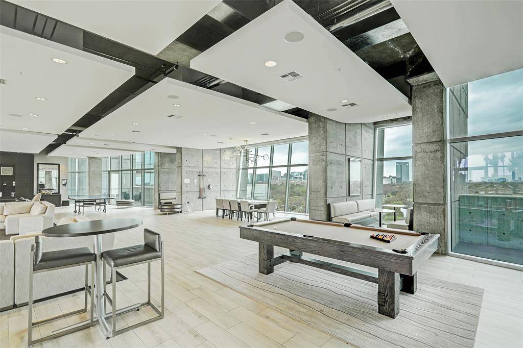 The social lounge is fully WIFI accessible, ensuring guests stay connected while relishing in games and camaraderie, merging fun and convenience seamlessly.
