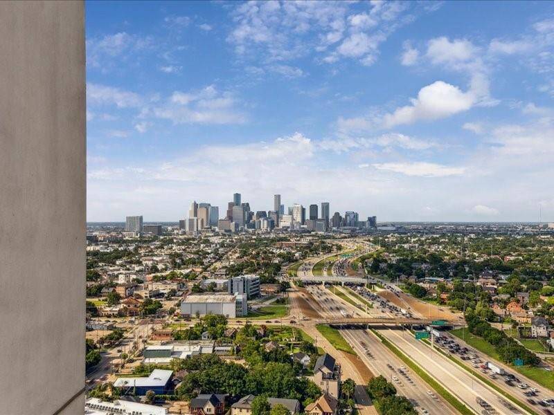 Downtown Skyline view!