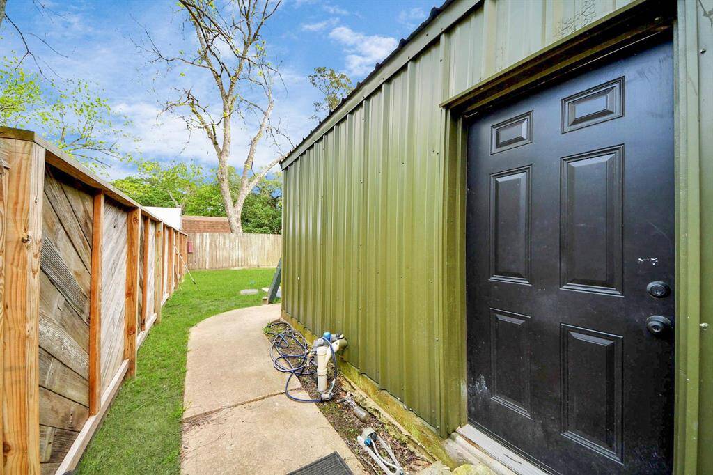 Side door to the garage apartment.