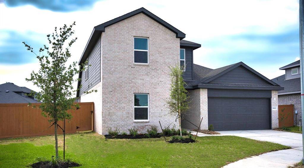Lovely Brand NEW Home in Sunterra!