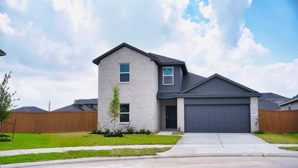 Huge Homesite!