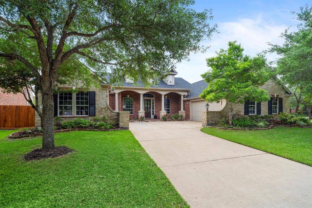 Don’t miss this rare opportunity to own a beautifully maintained home on a large lot in one of Sugar Land’s most coveted communities.